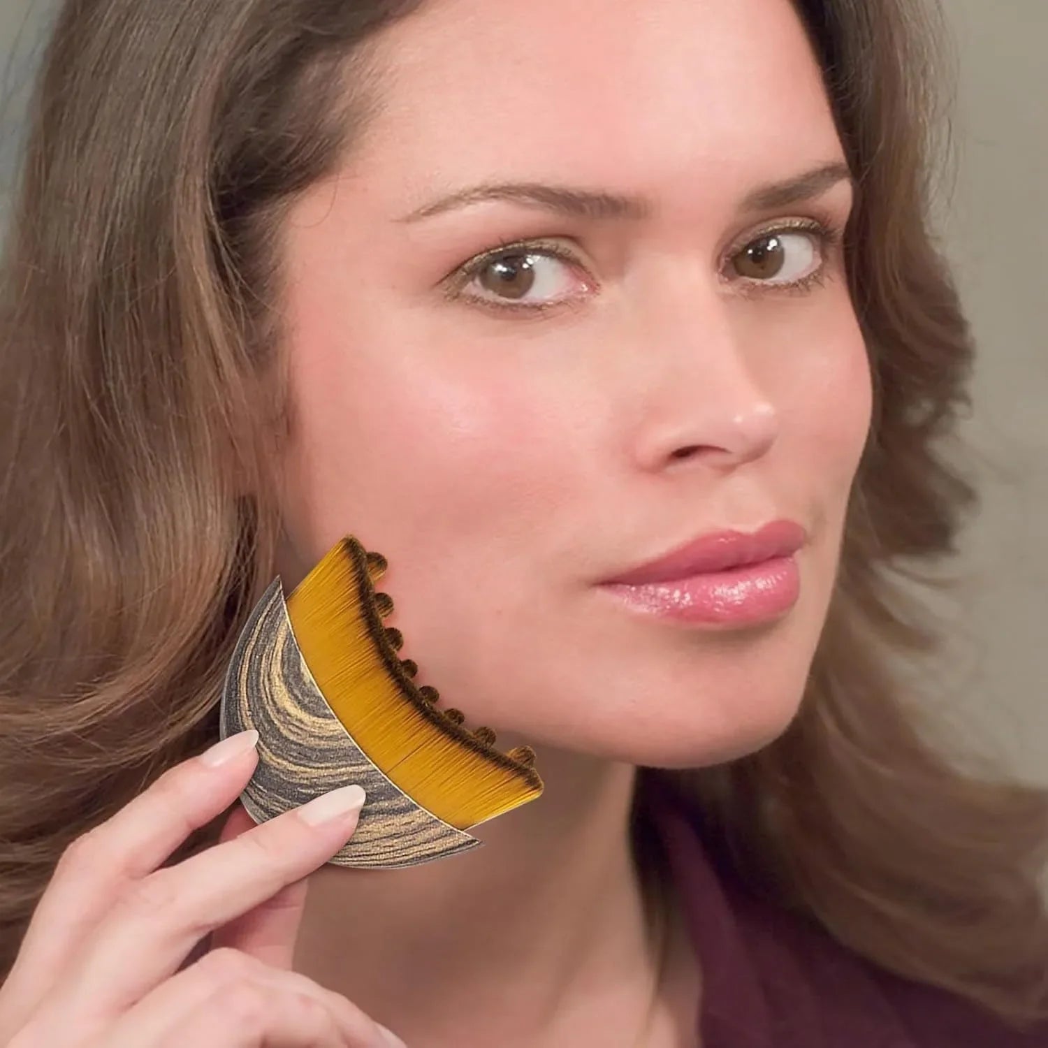 Gentle Face Massager — Your 5-Minute Morning Glow Ritual